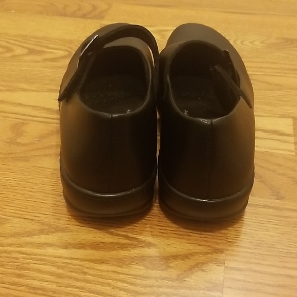 Spring Step Black Womens Mary Jane Shoes - Picture 5 of 8